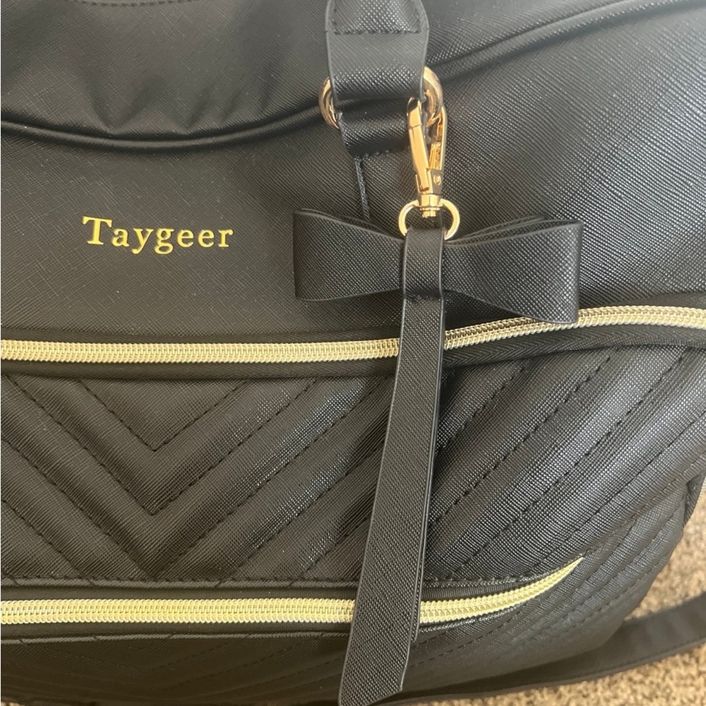 Taygeer 17” Black Laptop Work Bag, Quilted Leather, Waterproof - Picture 5 of 7